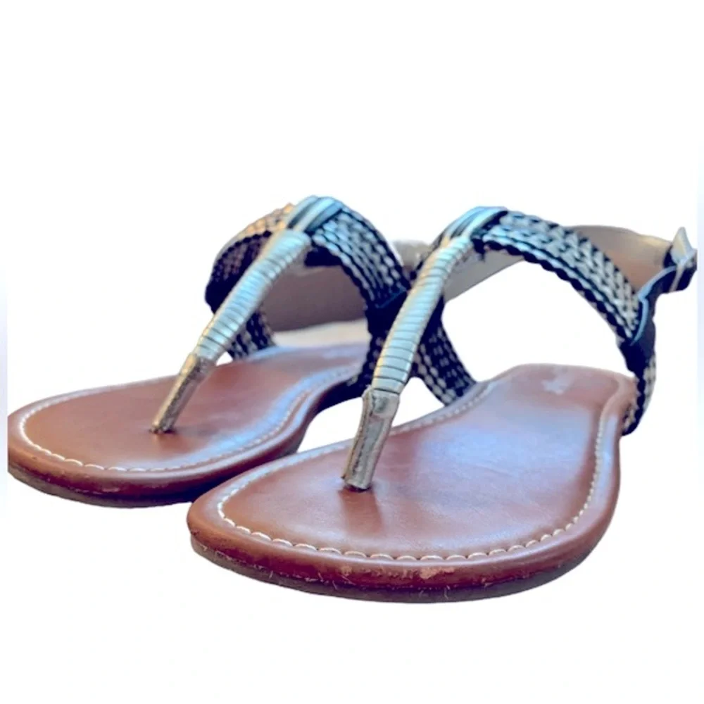 Cat & Jack Girls Thong Sandals Black and Silver Woven Size 2